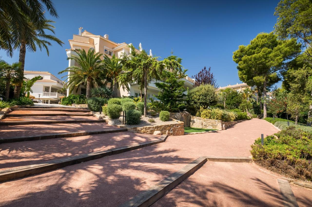 Hotel Barcelo La Nucia Hills Exterior foto The park of the hotel